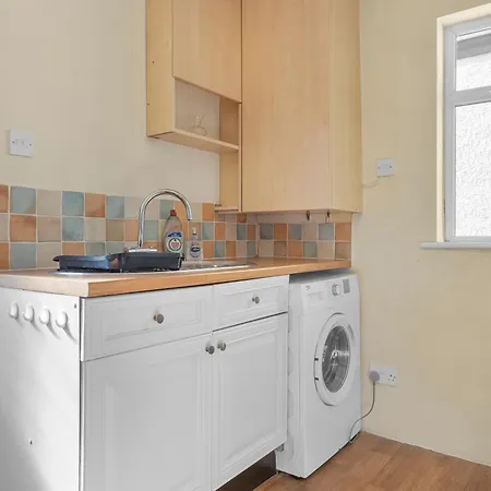 بيت للعطل Pass The Keys Beautiful 3 Bed In The Heart Of Flookburgh غْرانج أوفار ساندس