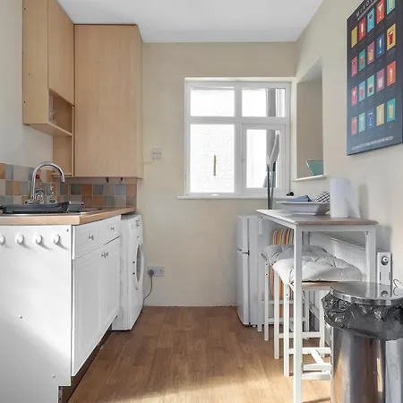 Pass The Keys Beautiful 3 Bed In The Heart Of Flookburgh * غْرانج أوفار ساندس