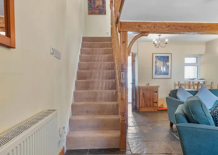 Beautiful 3 Bed In The Heart Of Flookburgh - Pass The Keys * Grange-over-Sands