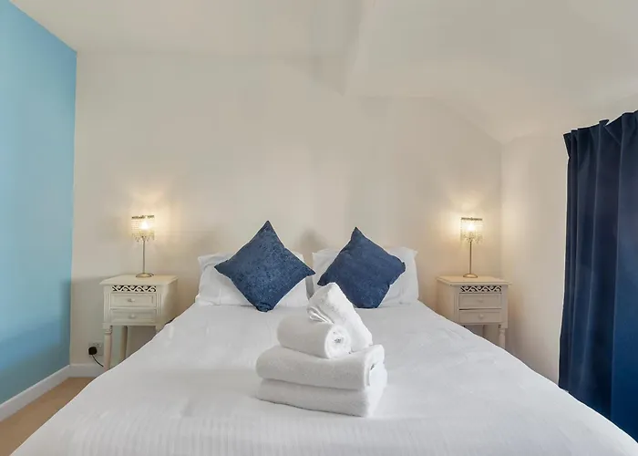 Beautiful 3 Bed In The Heart Of Flookburgh - Pass The Keys * Grange-over-Sands